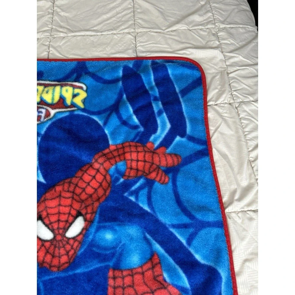 Spiderman & Friends Throw Baby Blanket Fleece Blue Red Spider Web 30X42 Security
